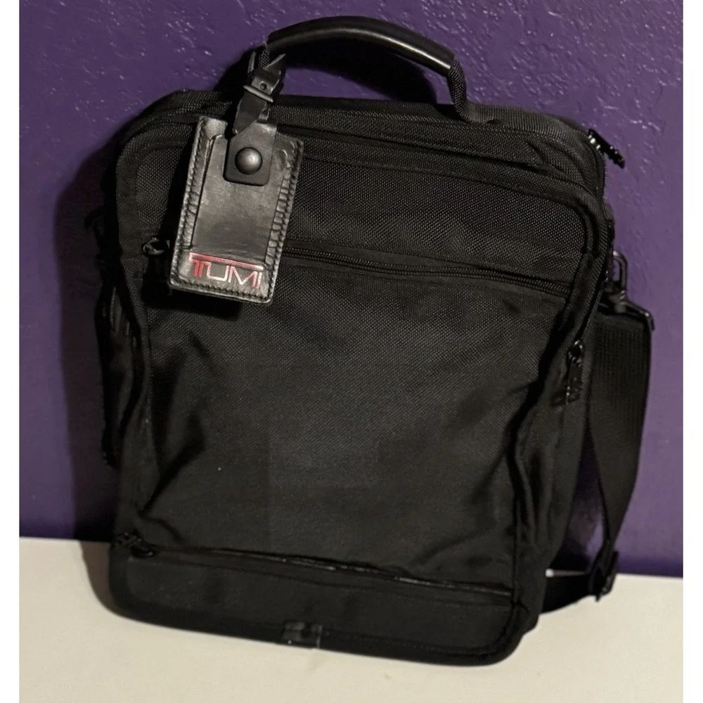 TUMI Black Ballistic Messenger Laptop Tablet Bag Crossbody Carry On Made in USA